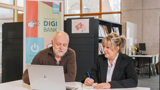 Digihulp in bibliotheek Bibox